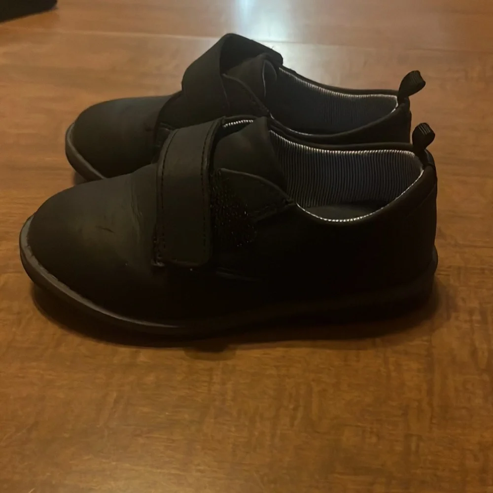 Wonder Nation Matte Black Velcro Dress Shoes sz 9 formal wedding uniform holiday